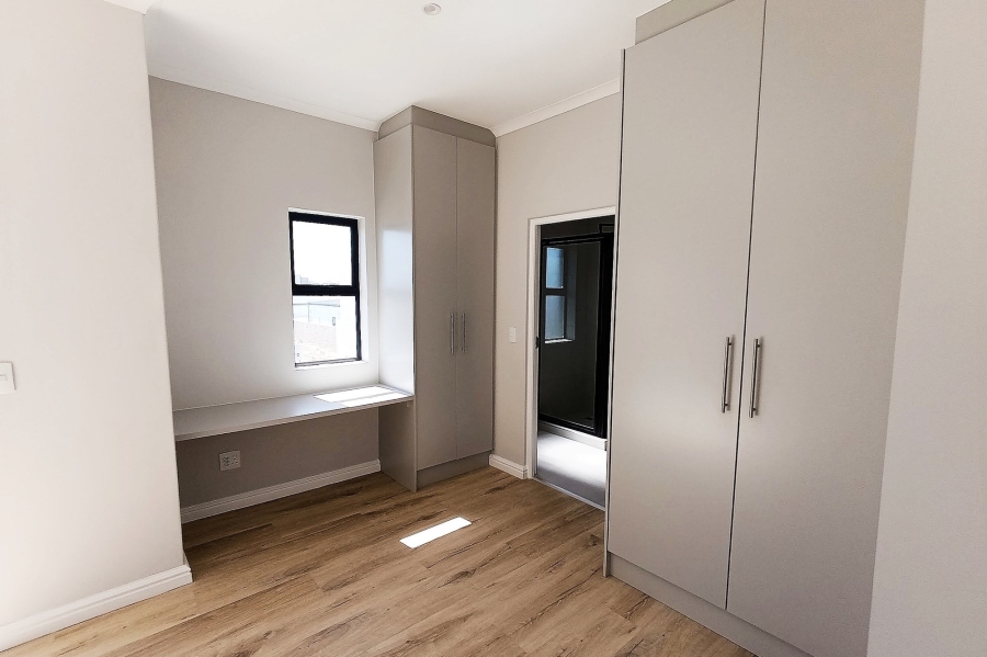 3 Bedroom Property for Sale in Sandown Western Cape
